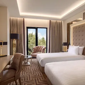 Ramada By Wyndham Golden Horn Otel