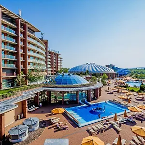 Курортный комплекс Aquaworld